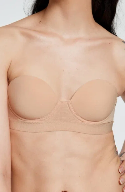 Pepper Mvp Multiway Strapless Bra In Buff