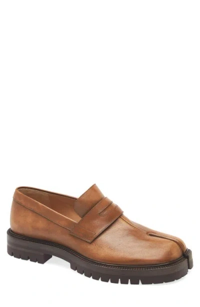 Maison Margiela Tabi County Loafers Man Brown In Safari Shade