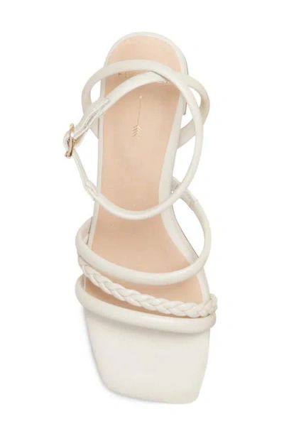 Frankie4 Ramsay Block Heel Sandal In Chalk Braid