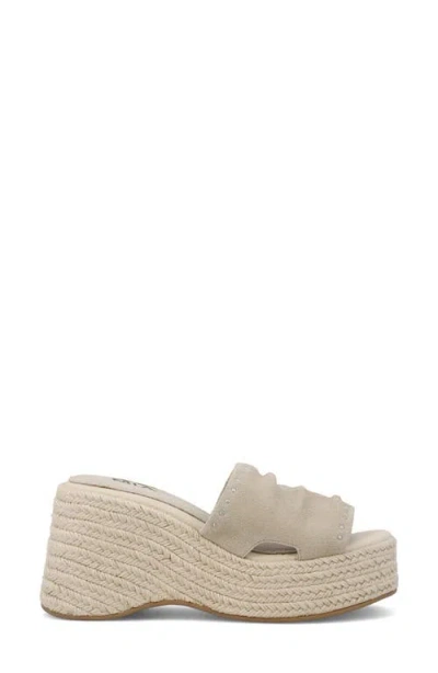 Mia Palmira Platform Wedge Sandal In Sand