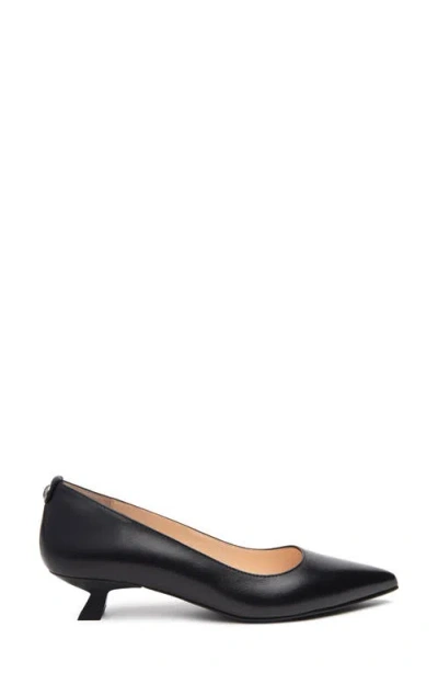Nerogiardini Pointed Toe Kitten Heel Pump In Black