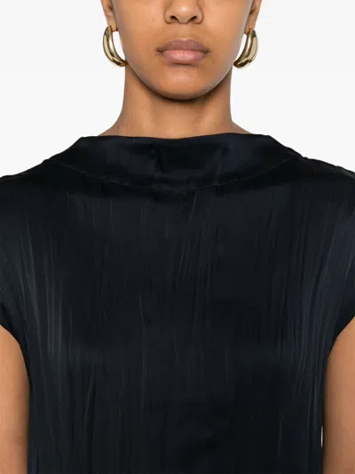 缎面中长连衣裙