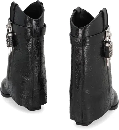Givenchy 60mm Shark Lock Cowboy Leather Boots In Black