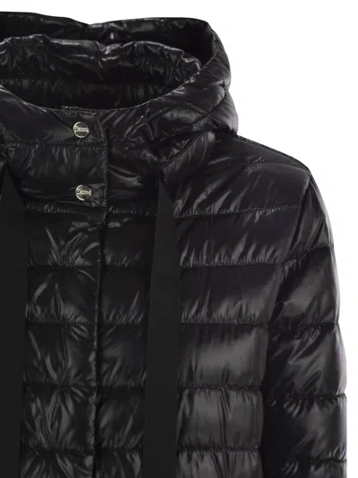 Herno Black Down Jacket With Drawstring Hood And Logo Detail On The Drawstring In Tech Fabric Woman In Black