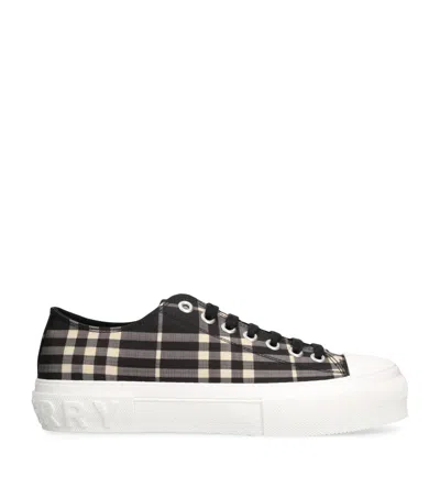 Burberry Checked Sneakers In Multicolor