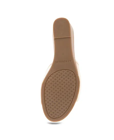 Aerosoles Women's Wava Round Toe Wedge Sandals In Eggnog Pebbled Faux Leather