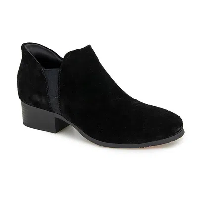 Kenneth Cole Reaction Womens Solid Suede Ankle Boots In Black
