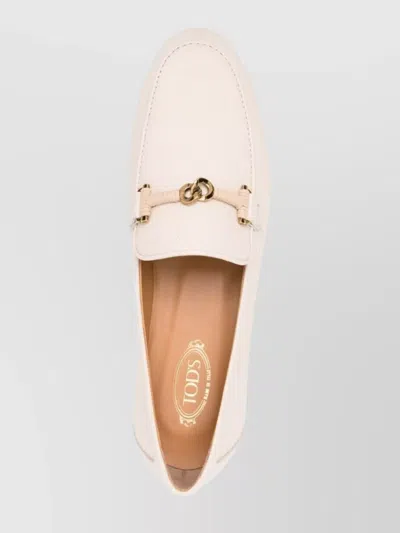 Tod's Textured Chain-link Round Toe Loafers In White