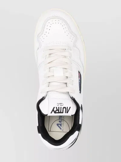 Autry White Lace-up Sneakers