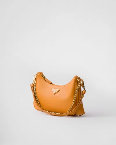Prada Re-edition Mini Bag Aus Saffiano-leder In Amber