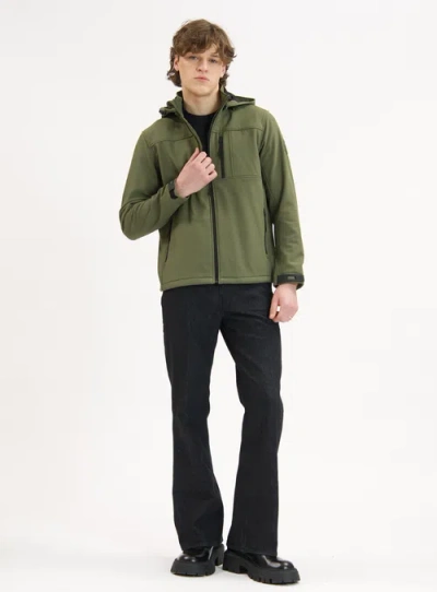 Point Zero Softshell Dewspo Bonded Mesh Jacket In Green