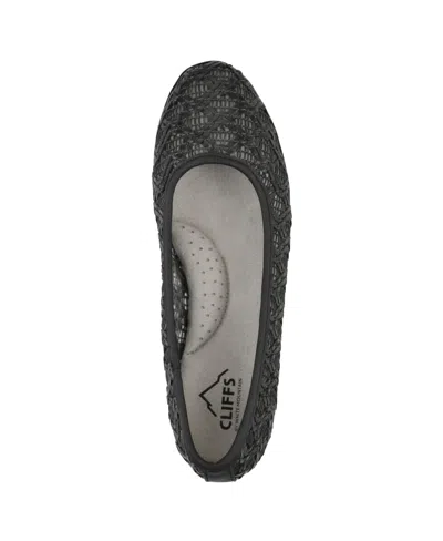 Cliffs By White Mountain Cariann Mesh Ballet Flat In Black Smooth