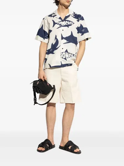 Moncler Chemise À Manches Courtes En Coton À Imprimé Requin In Blue