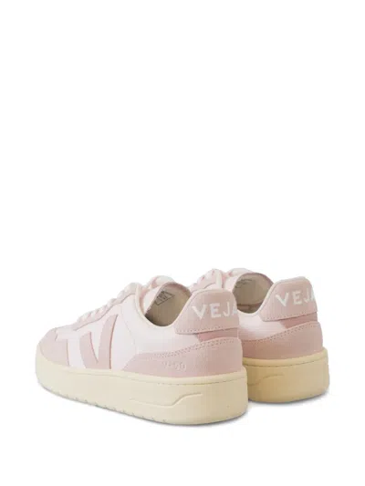 Veja V-90 Sneakers In Pink
