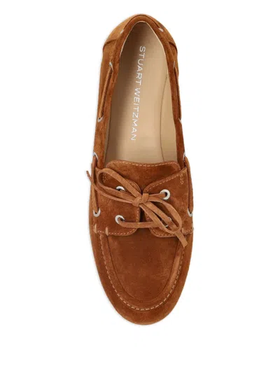 Stuart Weitzman Tinsley Suede Boat Loafers In Adobe