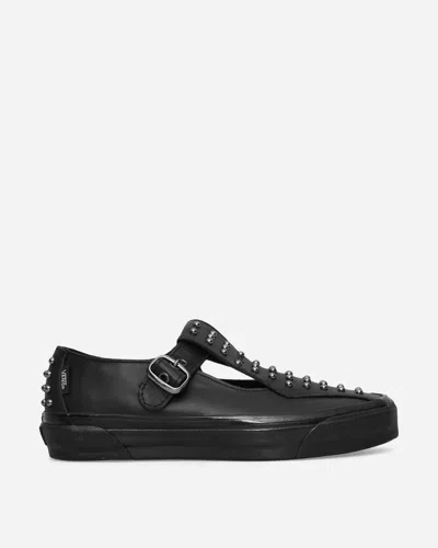 Vans Pearlized Mary Jane Sneakers With Studded Design In Black