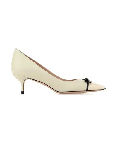 Valentino Garavani Leather Vlogo Pumps Featuring Bow Detail In White