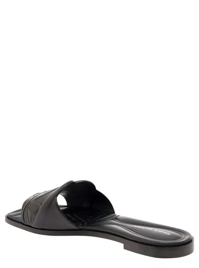 Alexander Mcqueen Alexander Mc Queen Seal Leather Flat Sandals In Black