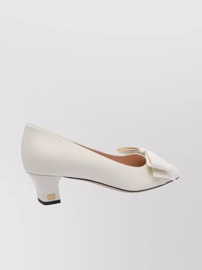 Valentino Garavani Bowow Pumps In Yellow