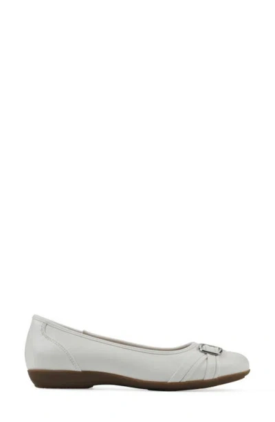 Cliffs By White Mountain Calming Buckle Strap Flat In White Smooth