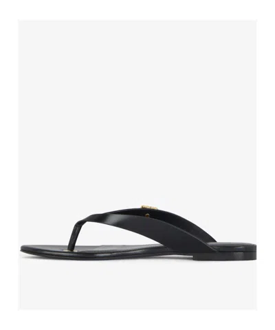 Givenchy Flip-flops Thong In Black