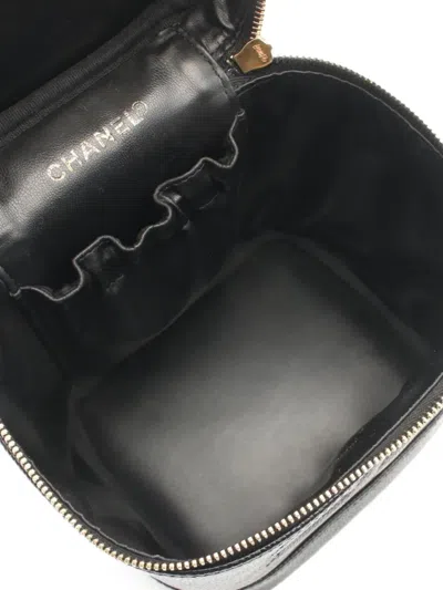 Pre-owned Chanel 1996-1997 Caviar-leather Vanity Bag In Black