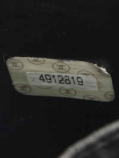 Pre-owned Chanel 1996-1997 Caviar-leather Vanity Bag In Black