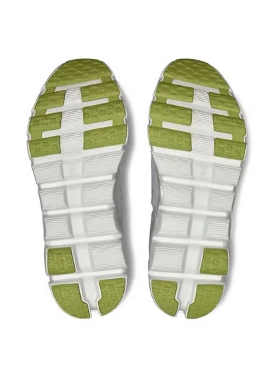 On Cloudflow 4 In White