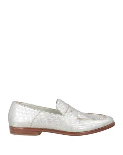 Hundred 100 Woman Loafers Silver Size 6 Soft Leather