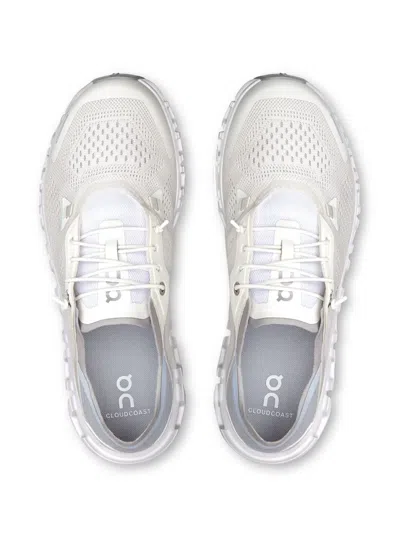 On Running Cloud 6 Coast Sneaker In White