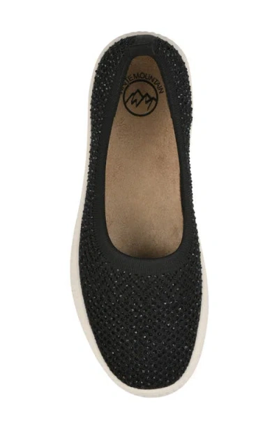 Cliffs By White Mountain Digs Slip-on Sneaker In Black Fabric