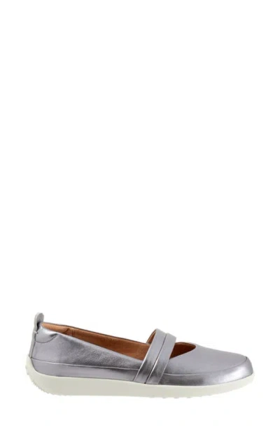 Softwalk Devon Mary Jane Slipon In Metallic
