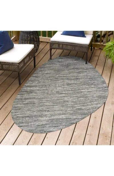 Jonathan Y Callan Modern Rustic Abstract Indoor/outdoor Shaped Area Rug In Gray/black