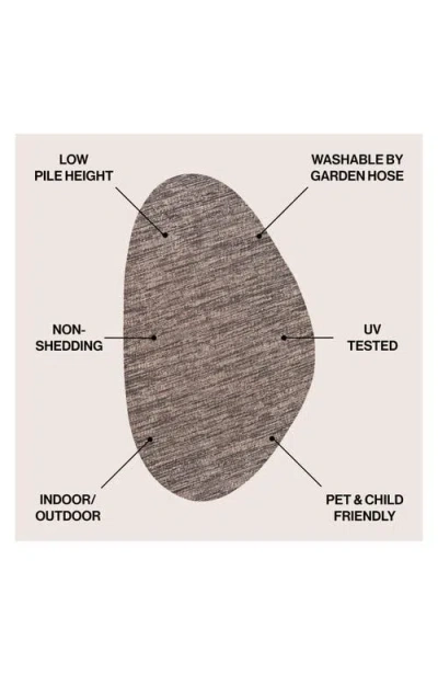 Jonathan Y Callan Modern Rustic Abstract Indoor/outdoor Shaped Area Rug In Natural/black