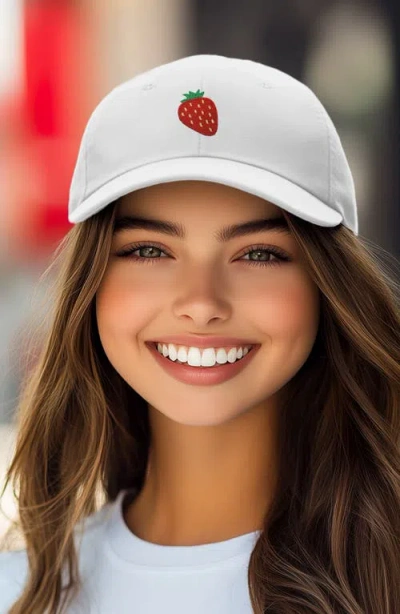 Dalix Strawberry Hat In White