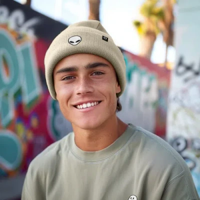 Dalix Alien Beanie In Black