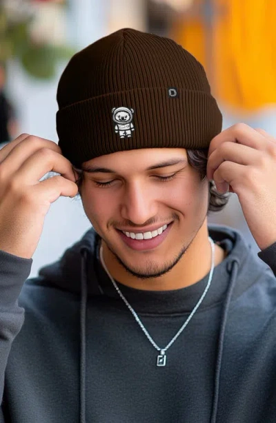 Dalix Ice Bear Beanie In Brown