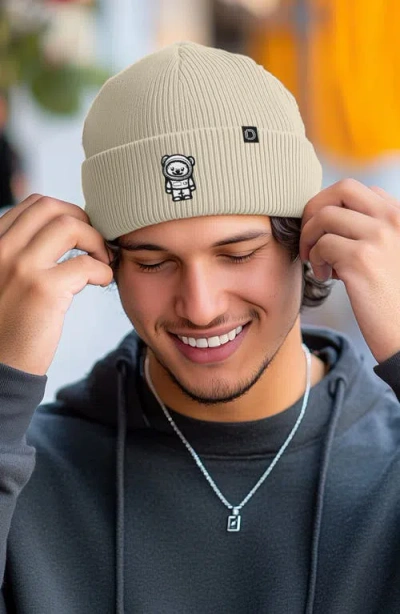 Dalix Ice Bear Beanie In Black