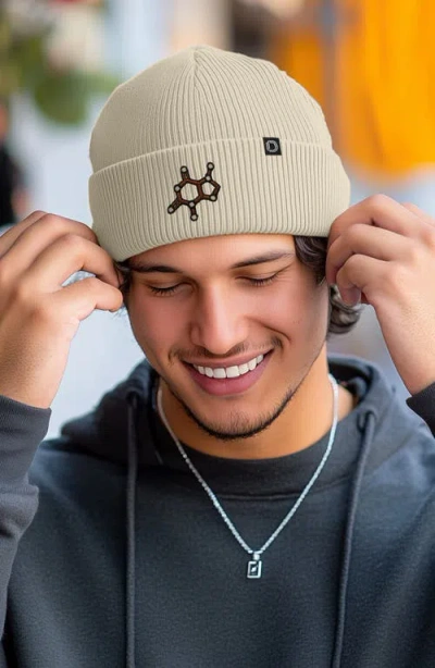 Dalix Molecule Beanie In Black