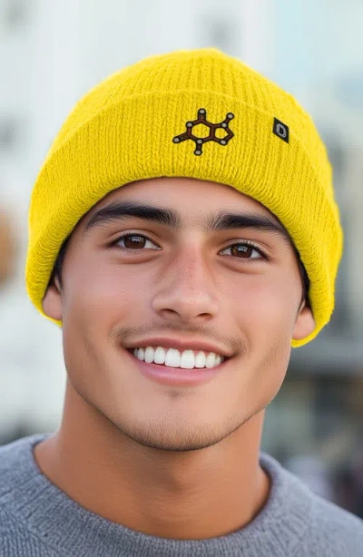 Dalix Molecule Beanie In Yellow