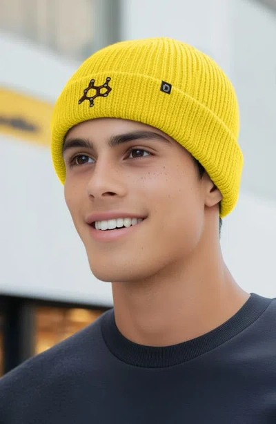 Dalix Molecule Beanie In Yellow