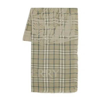 Burberry Ekd Check Scarf In Green