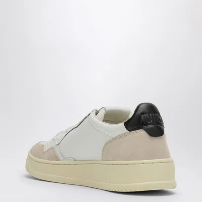 Autry Leather Medalist Low Sneakers