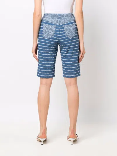 磨损边条纹百慕大短裤