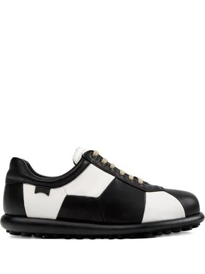 Camper Twins In 黑色