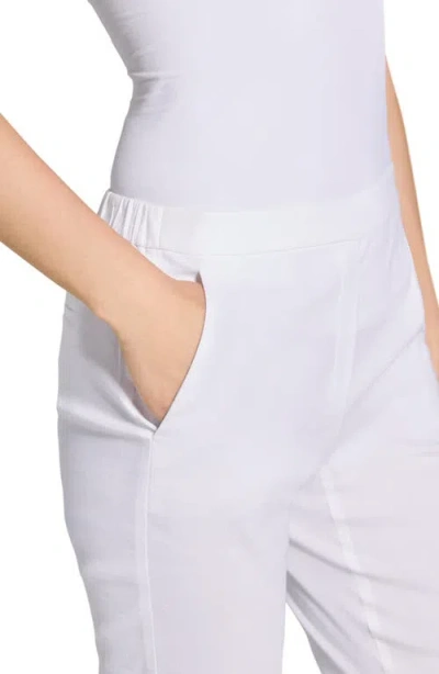 Theory Treeca Good Linen Cropped Pull-on Ankle Pants In White