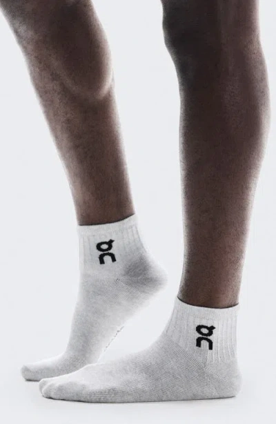 On Assorted 3-pack Logo Quarter Socks In White