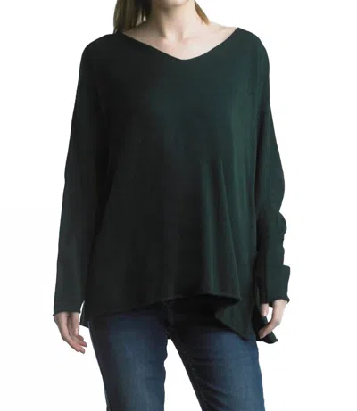 Tempo Paris V - Neck Oversized Knit Sweater In Forest In Green