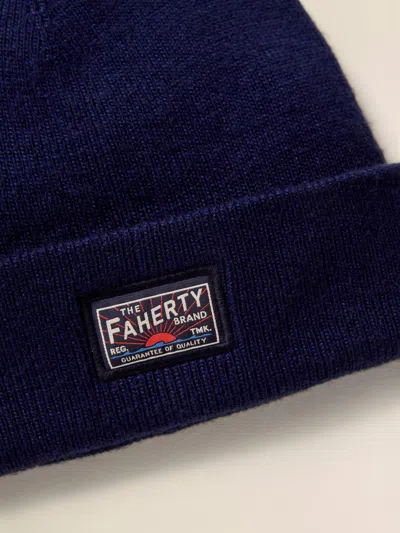 Faherty Logo Beanie In Ash Heather