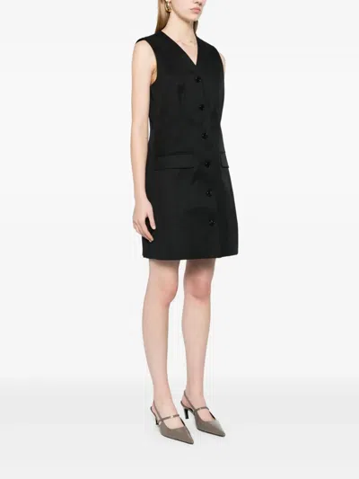 Theory Sleeveless Blazer With Dart Detailing And V-neckline In Black